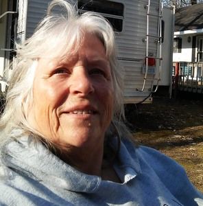 Meet your Posher, Denise